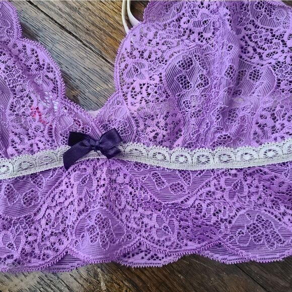 Purple Lace Bralette By Cosmopolitan Small - Picture 6 of 6